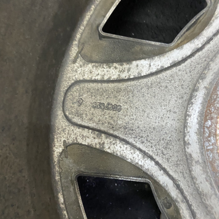 20" AVALANCHE 1500 09-10 20x8.5, 5 spoke, covered lug nuts, grooved spoke - Additional View