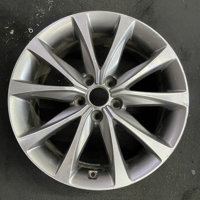 18" AZERA 15-17 , 18x7.5 Original OEM Wheel Rim - Angle View