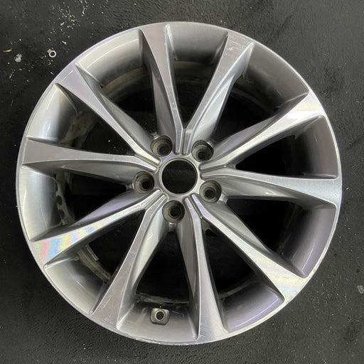 18" AZERA 15-17 , 18x7.5 Original OEM Wheel Rim - Angle View