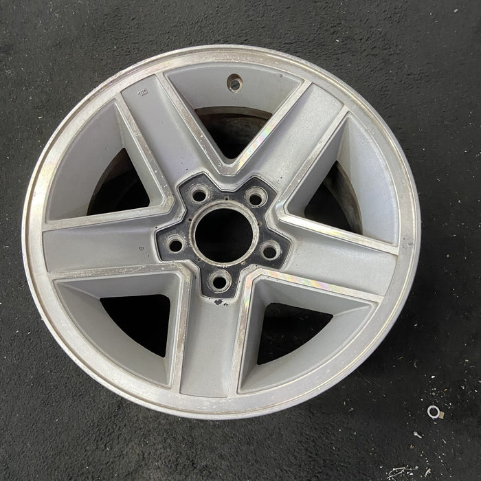 15" CAMARO 82-85 15x7 Original OEM Wheel Rim - Close-Up Detail