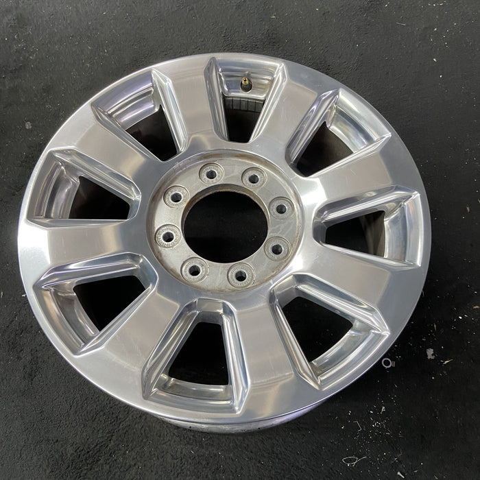 20" FORD F250SD PICKUP 17 20x8 , 8 spoke, polished, 8" center cap, Original OEM - Close-Up Detail