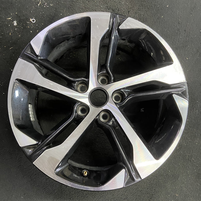18" TRAX 24 18x7.5, machined black Original OEM Wheel Rim - Angle View