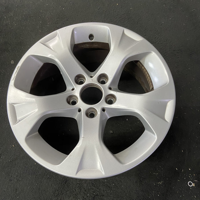 17" BMW X1 12-15 17x7.5, alloy, 5 spoke, Y spoke Original OEM Wheel Rim - Close-Up Detail