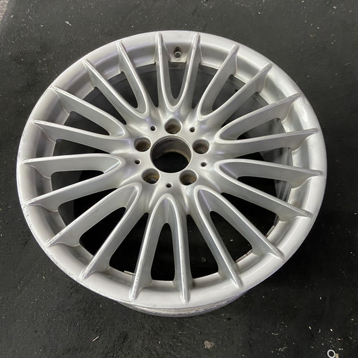 19" MERCEDES CL-CLASS 11-14 216 Type; CL600, 19x9.5 Original OEM Wheel Rim - Close-Up Detail