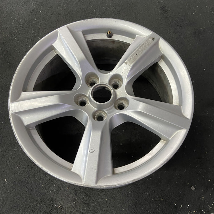 17" MUSTANG 15 17x7.5 , Original OEM Wheel Rim - Close-Up Detail