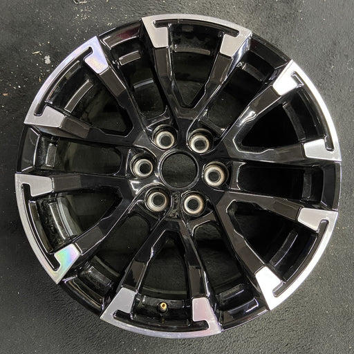 18" TRAVERSE 24 , 18x7.5, gloss black Original OEM Wheel Rim - Angle View