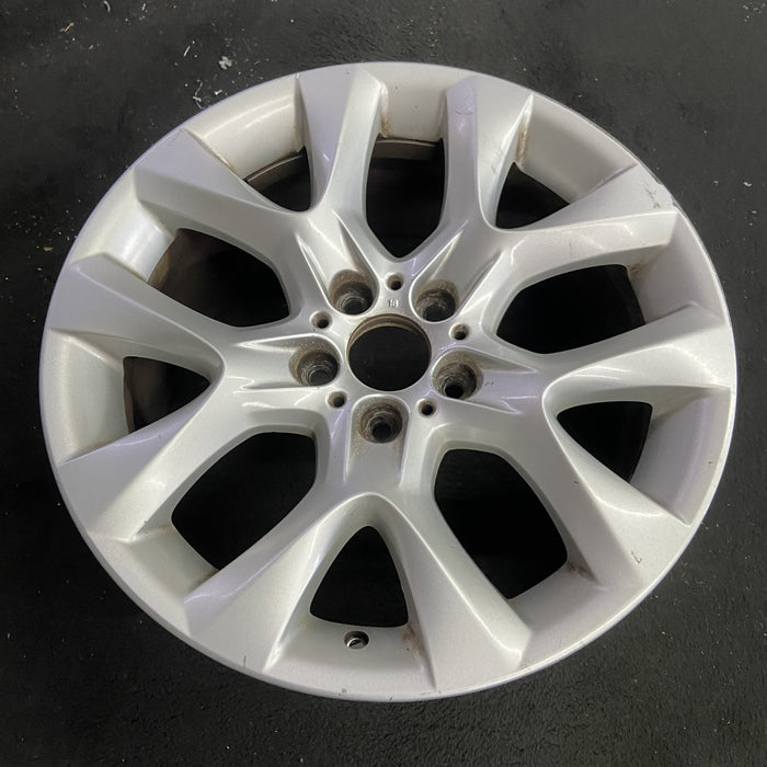 19" BMW X5 11-13 19x9 , 5 spoke, Y spoke, lug inside of spoke Original OEM - Side Profile