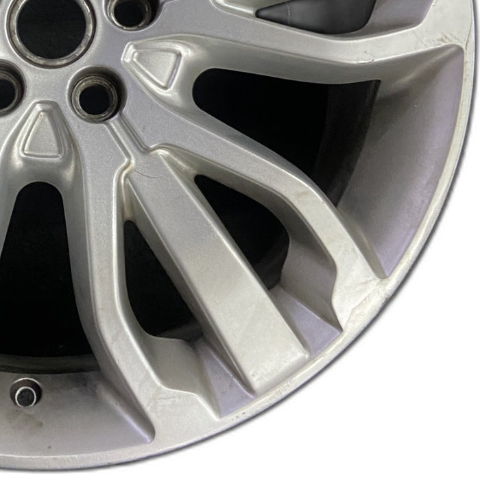 21" RANGE ROVER SPORT 14-15 21x9.5 alloy 15 spoke silver Original OEM Wheel Rim - Close-Up Detail