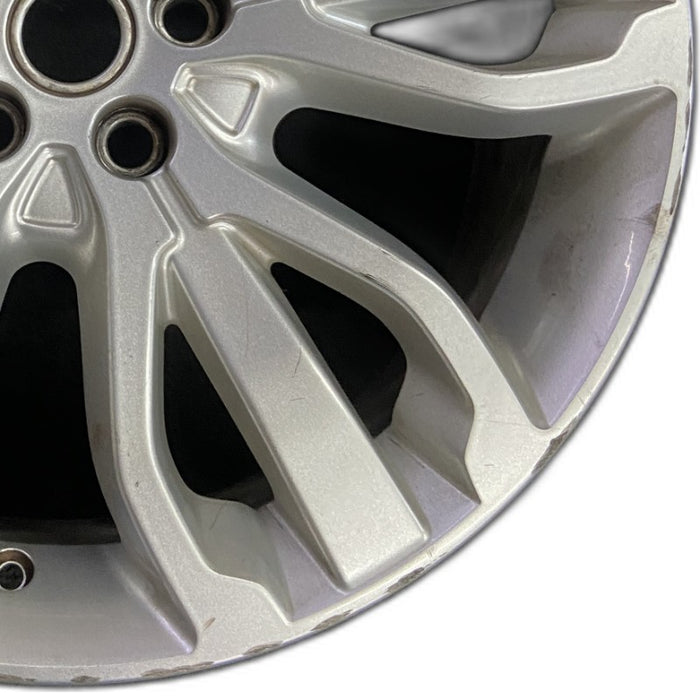 21" RANGE ROVER SPORT 14-15 21x9.5 alloy 15 spoke silver Original OEM Wheel Rim - Close-Up Detail
