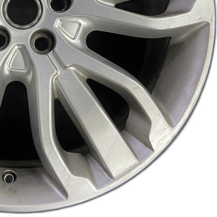 21" RANGE ROVER SPORT 14-15 21x9.5 alloy 15 spoke silver Original OEM Wheel Rim - Close-Up Detail
