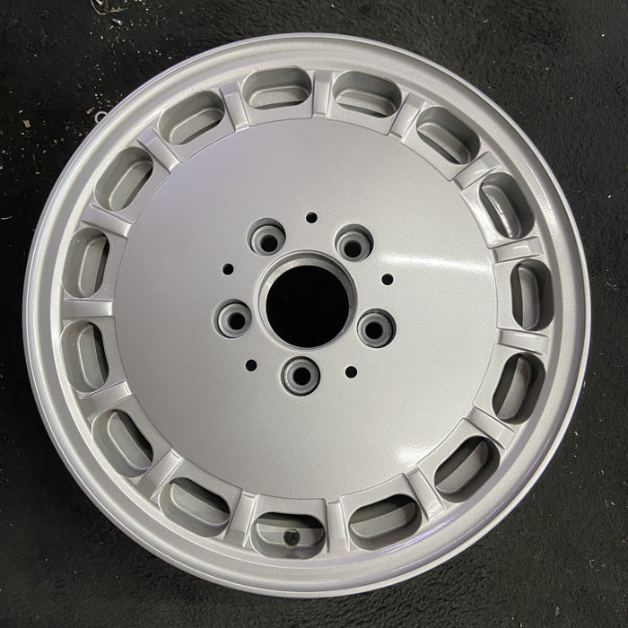 15" MERCEDES 260E 87-88 124 Type; Original OEM Wheel Rim - Angle View