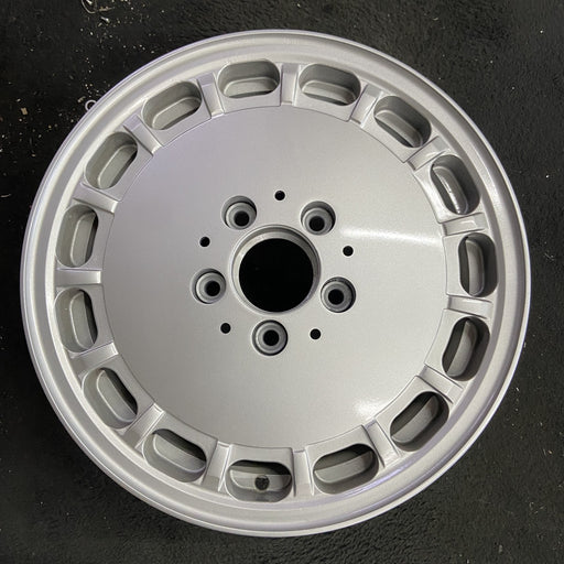 15" MERCEDES 260E 87-88 124 Type; Original OEM Wheel Rim - Angle View
