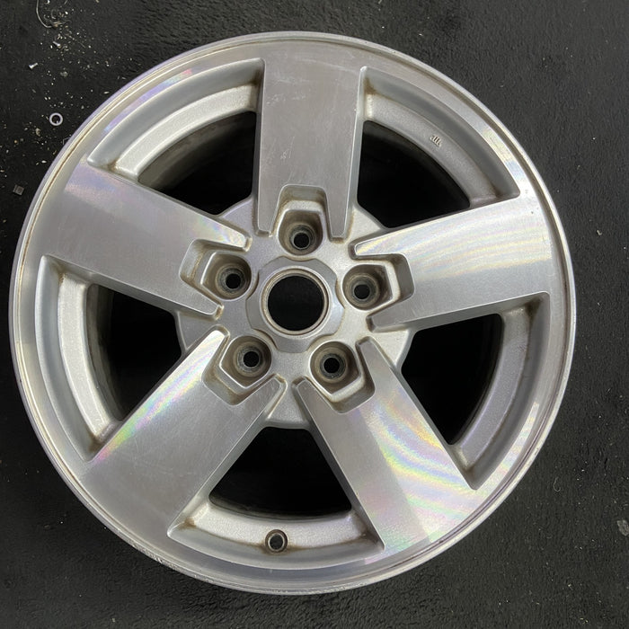 17" COMMANDER 06-08 17x7.5, aluminum, 5 spoke, spokes flush to outer rim - Angle View