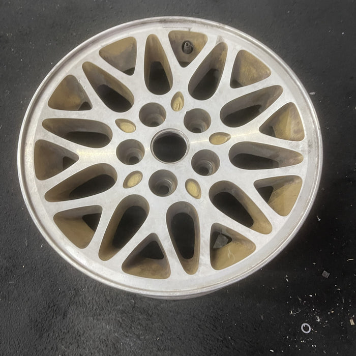 15" CHEROKEE 97-99 15x7, aluminum, 10 spoke Original OEM Wheel Rim - Close-Up Detail