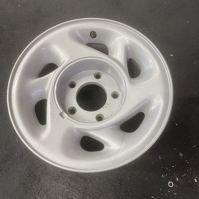 15" DODGE 150 VAN 94 15x7, aluminum Original OEM Wheel Rim - Close-Up Detail