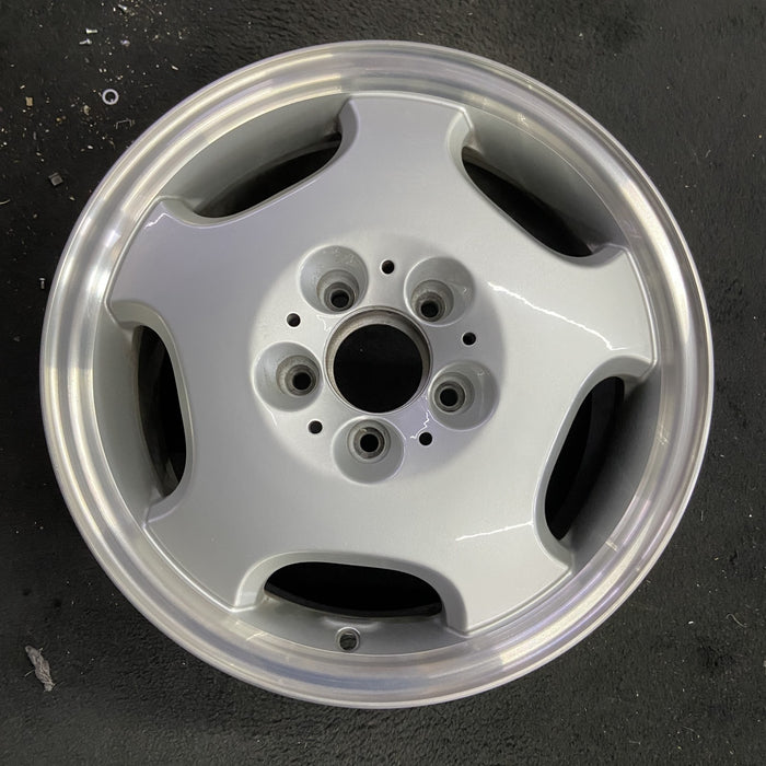 16" MERCEDES E-CLASS 96-97 210 Type; E300D, 16x7.5, 5 hole Original OEM Wheel - Angle View