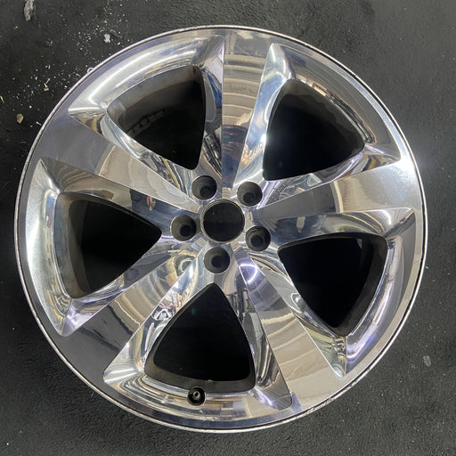 20" CHALLENGER 11-12 20x8, , chrome clad, lug nut centered between spokes - Angle View
