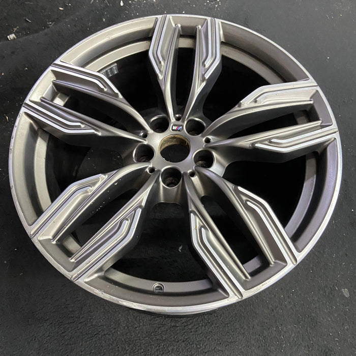 20" BMW 740e 18-19 20x10, 10 spoke, Original OEM Wheel Rim - Side Profile