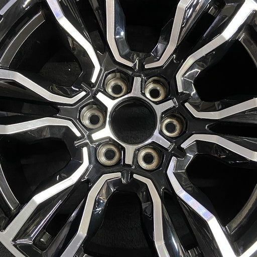 20" COLORADO 25 20x9 6 spoke open spoke opt SNU Original OEM Wheel Rim - Angle View