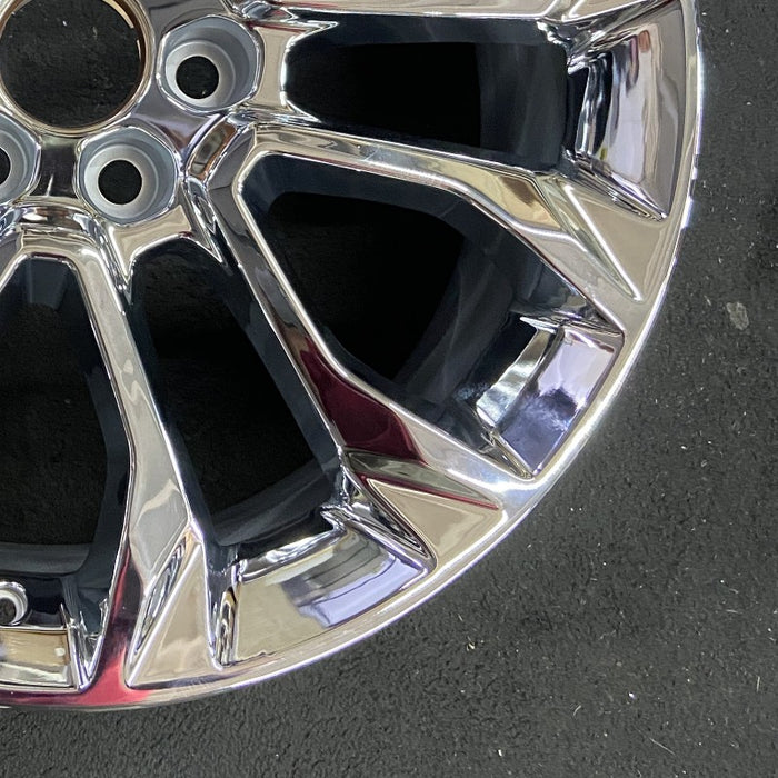 22" SIERRA 1500 PICKUP 23 22x9 raised spoke 12 spoke chrome opt SSI Original - Back View