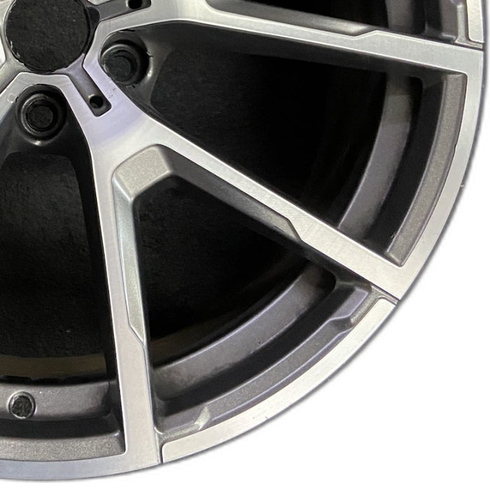 20" BMW 840i 21-22 20x9 5 spoke Y spoke w/o machined face Original OEM Wheel Rim - Close-Up Detail