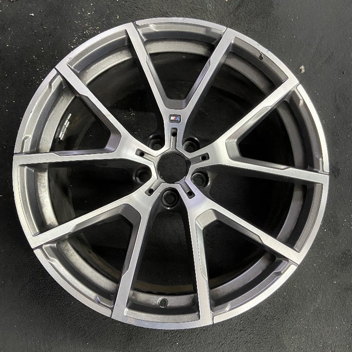 20" BMW 840i 21-22 20x9 5 spoke Y spoke w/o machined face Original OEM Wheel Rim - Additional View