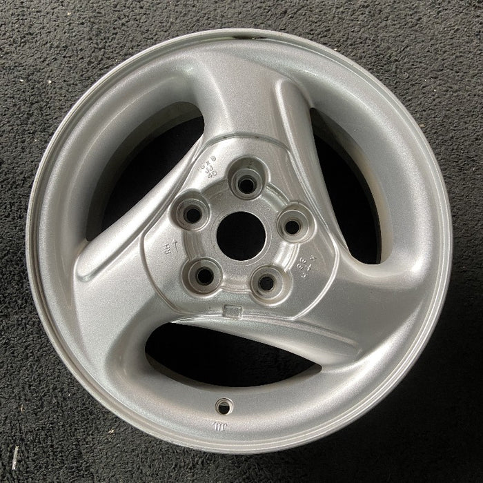 15" PROBE 95-97 15x6 R. Original OEM Wheel Rim - Front View