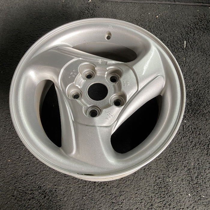 15" PROBE 95-97 15x6 R. Original OEM Wheel Rim - View 8