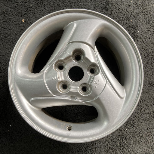 15" PROBE 95-97 15x6 L. Original OEM Wheel Rim - Front View