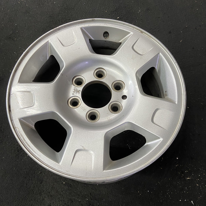 17" FORD F150 PICKUP 04 , 17x7.5, aluminum , indented spoke ends Original OEM - Close-Up Detail