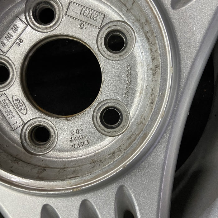 15" MUSTANG 94-95 15x7 w/o exposed lug nuts; w/center cap notch Original OEM - View 9