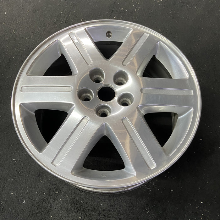 18" 300 05-06 18x7.5, , 6 spoke Original OEM Wheel Rim - Close-Up Detail