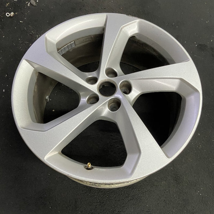 19" F-PACE 17-19 19x8.5 alloy 5 spoke silver Original OEM Wheel Rim