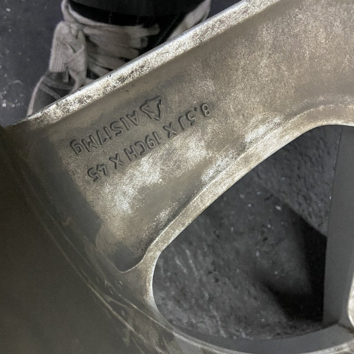 19" F-PACE 17-19 19x8.5 alloy 5 spoke silver Original OEM Wheel Rim