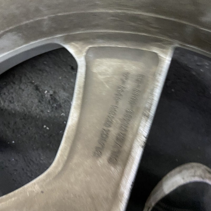 19" F-PACE 17-19 19x8.5 alloy 5 spoke silver Original OEM Wheel Rim