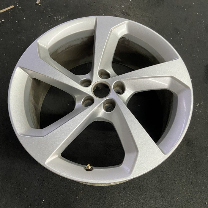 19" F-PACE 17-19 19x8.5 alloy 5 spoke silver Original OEM Wheel Rim