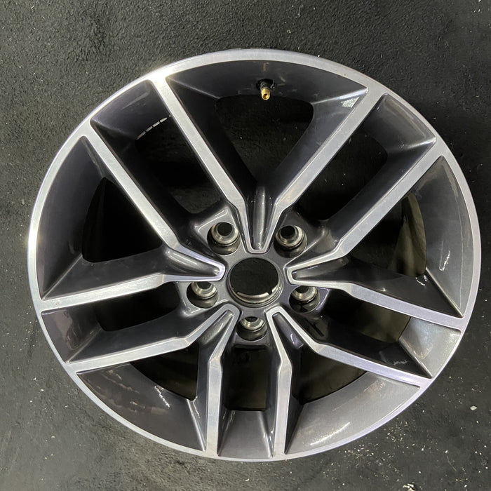 18" GRAND CHEROKEE 17 18x8, aluminum, w/o 75th Anniversary package; polished - Side Profile
