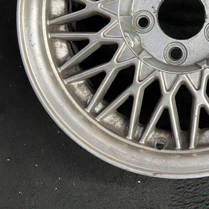 15" CROWN VICTORIA 92 15x6.5 aluminum spoke design light argent Original OEM Wheel Rim