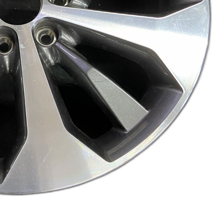 20" FORD F150 PICKUP 17 20x8.5 12 spoke machined face flash gray pockets - Close-Up Detail