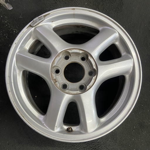 17" ENVOY 02-03 , aluminum, , Original OEM Wheel Rim - Angle View