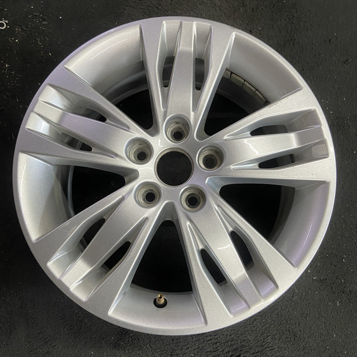 16" FOCUS 12 16x7 , 5 triple spoke Original OEM Wheel Rim - Angle View