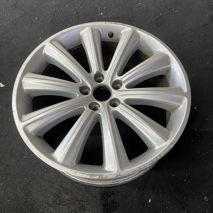 20" FLEX 13 20x8 , 10 spoke Original OEM Wheel Rim - Close-Up Detail