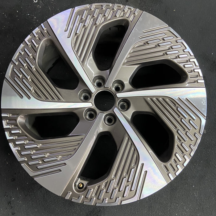 24" NAVIGATOR 25 24x9.5, , angled spoke Original OEM Wheel Rim - Angle View