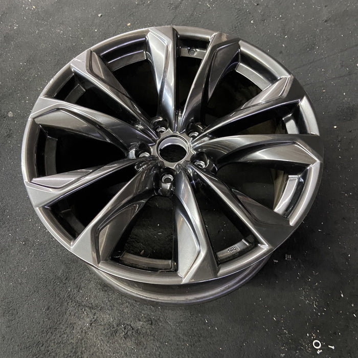 20" LS500 18-24 , 20x9.5 Original OEM Wheel Rim - Close-Up Detail