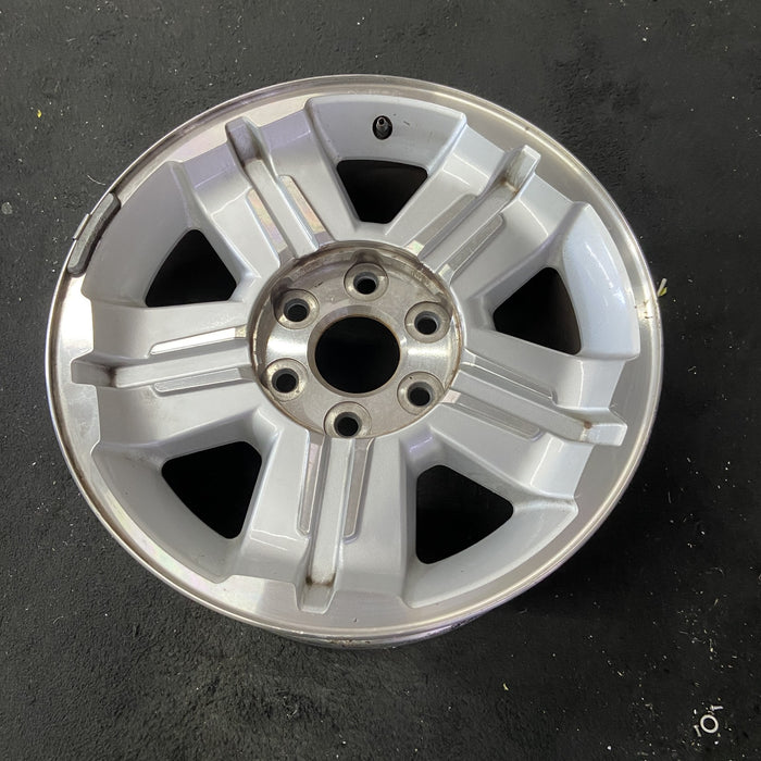 18" AVALANCHE 1500 07 18x8" Original OEM Wheel Rim - Close-Up Detail
