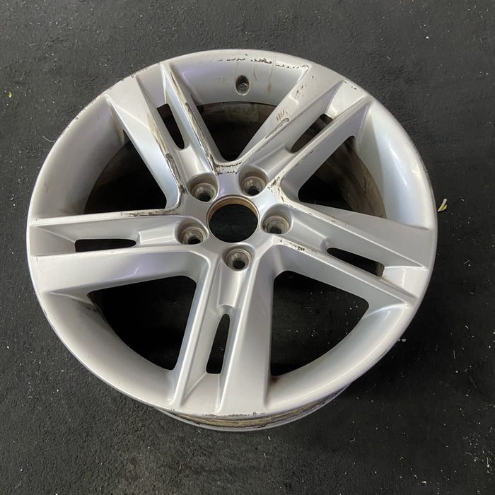 17" VOLVO S60 14-15 17x8 , Original OEM Wheel Rim - Close-Up Detail