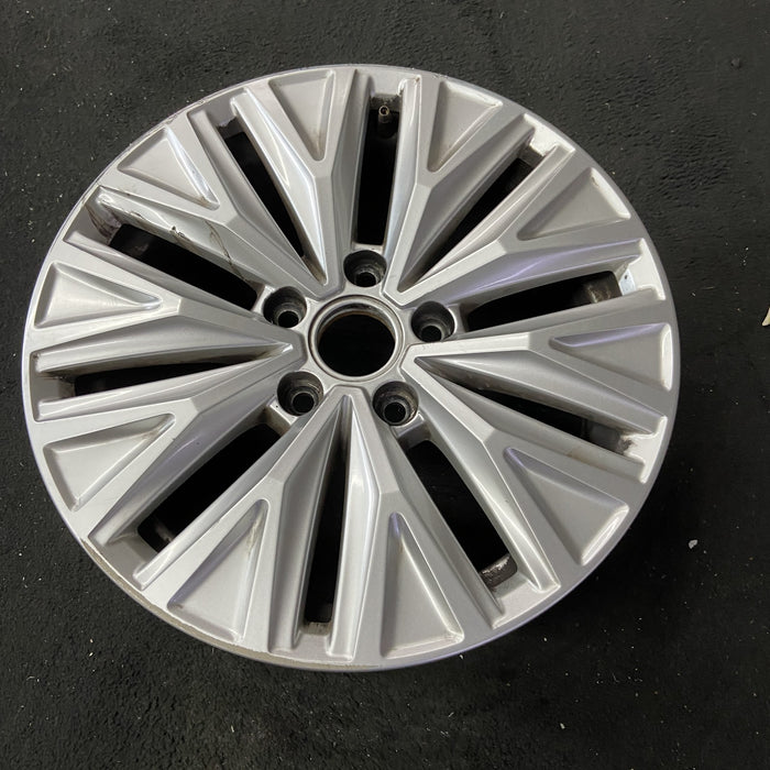 16" JETTA 19-21 16x6.5 , gray Original OEM Wheel Rim - Close-Up Detail