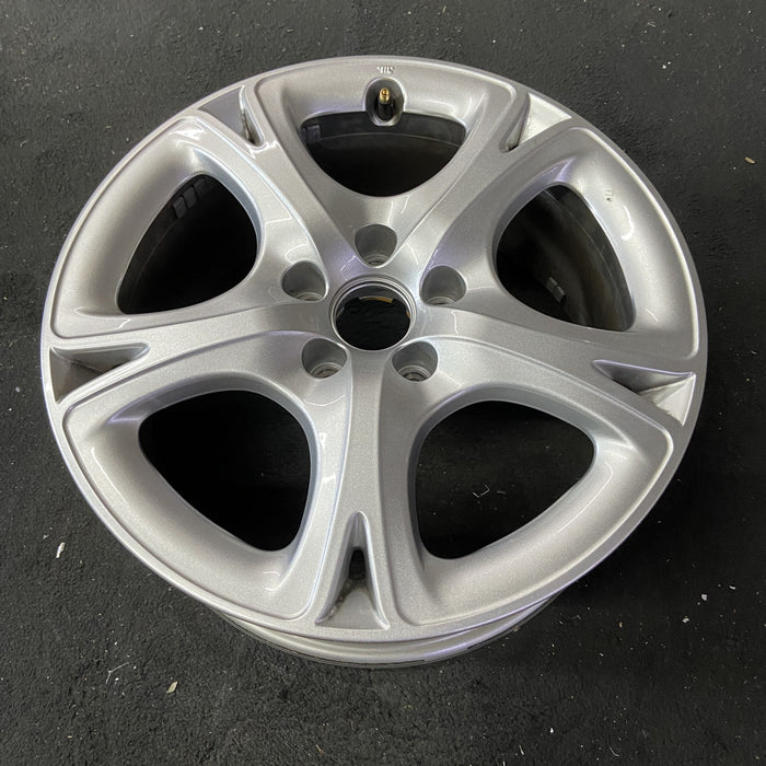 17" HORNET 23-25 aluminum, 17x7 Original OEM Wheel Rim - Close-Up Detail
