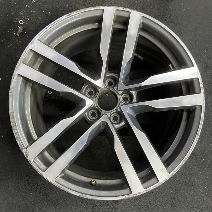 19" AUDI TT 16 Base, 19x9 , , straight spokes Original OEM Wheel Rim - Angle View