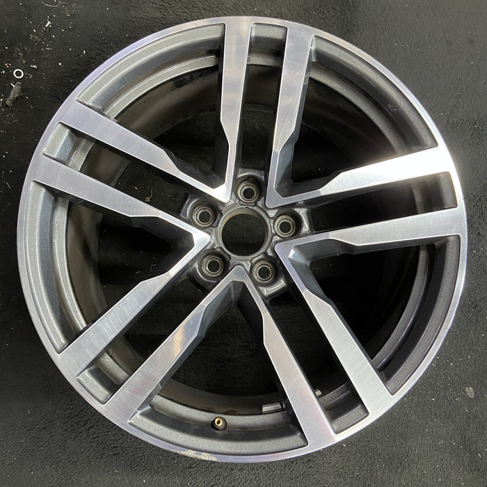 19" AUDI TT 16 Base, 19x9 , , straight spokes Original OEM Wheel Rim - Angle View